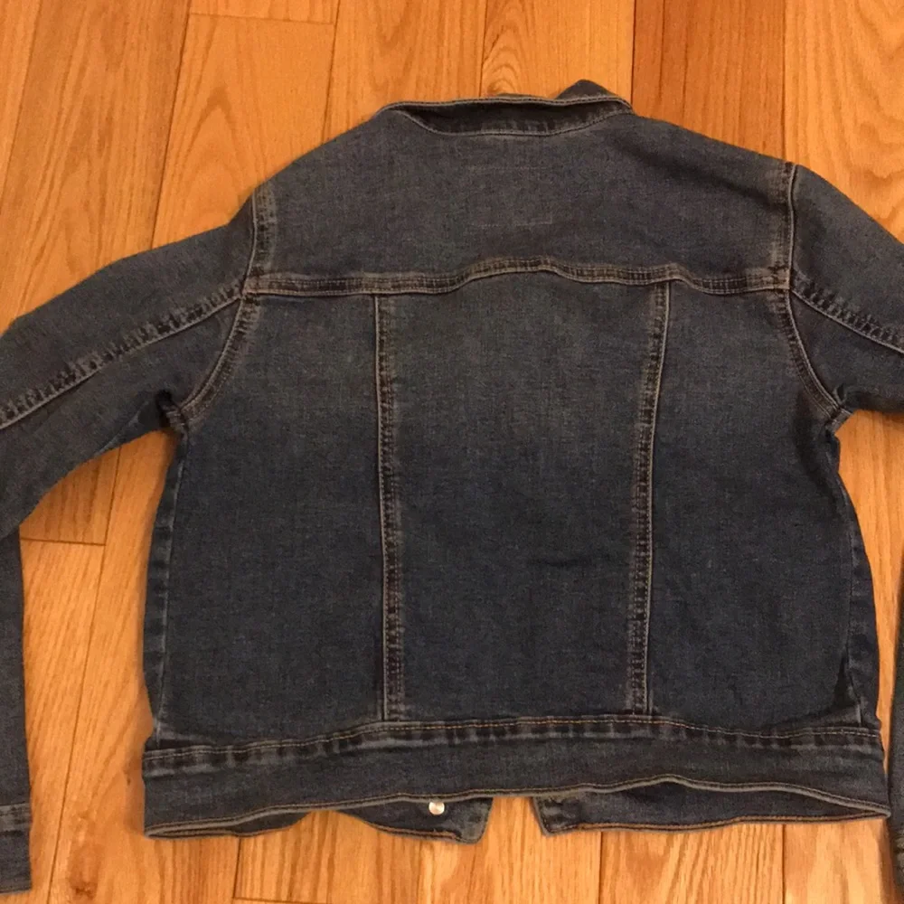 Old Navy Jean Jacket size L